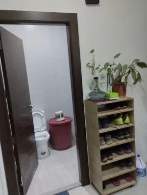 room for rent salwa only one person srilanka or Indian