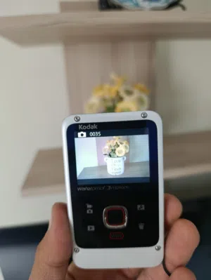 كاميرا Kodak Playfull Waterproof ZE2 مقاومة للماء HD 720p شغالة