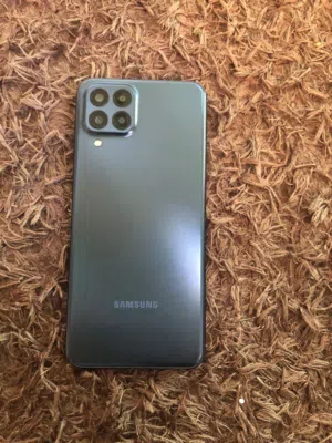 Samsung Galaxy M33 5G 128 GB in Irbid
