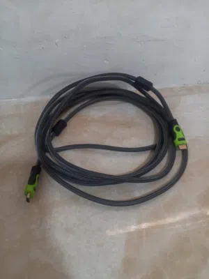 للبيع السريع - كيبل HDMI بطول 5 متر الواحد في 3 دنانير والاثنين في 5 دنانير