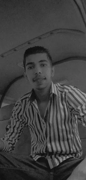 Naser Nizar 