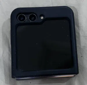 Samsung Galaxy Z Flip 5G 256 GB in Farwaniya