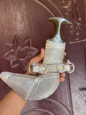 خنننجر للبيع