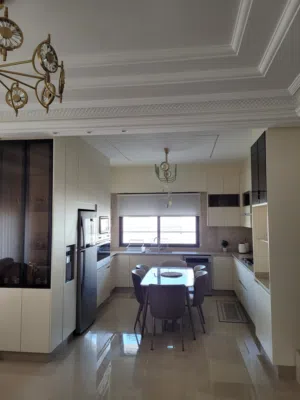 216 m2 4 Bedrooms Apartments for Sale in Amman Tla' Ali
