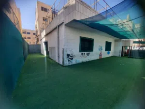 روضة اطفال للبيع