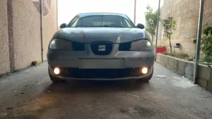 سيات قرطبة للبيع  جير عادي  ماتور 1400  بنزين  ماتور جير ممتاز