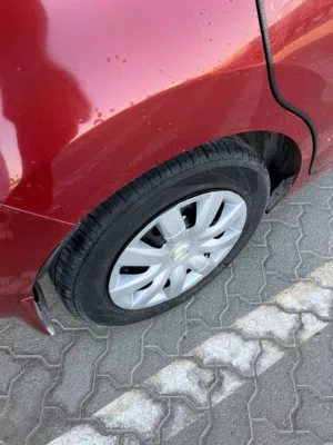 نيسان فيرسا