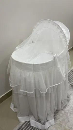 سرير اطفال