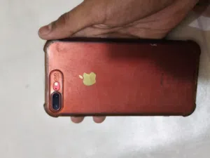 ايفون 7 بلس نضيف 100 وبي مجال