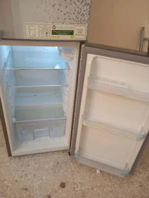 Nikai 200L Gross/127L Net, Double Door Refrigerator, Adjustable Glass Shelves, Defrosting, Temperatu