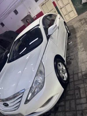 Hyundai Sonata 2014 for Sale – Good Condition – BD 1800