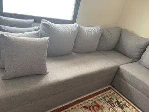 كنب وطاوله