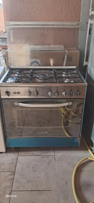 طباخ مستعمل بحاله جيده