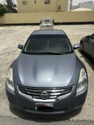 Nissan Altima 2012