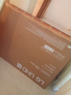 شاشه LG مستعمل شهر و مكسوره الشاشه