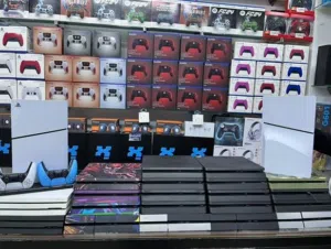 ps4/ps5/ps3 x box  متوفر جميع الأجهزة بأقل الأسعار اكسسوارات بسعر الجملة أسعار نار وحرق تابع الشرح