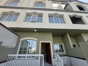 3 Bedrooms . Unfurnished . Yearly2