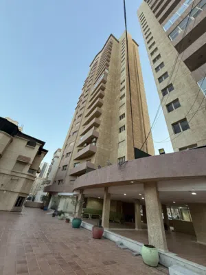 200 m2 4 Bedrooms Apartments for Sale in Al Ahmadi Mahboula