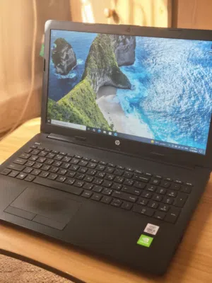 لابتوب hp استخدام خفيف 8Gb ram مناسب لطلاب الجامعات والأعمال مكتبية