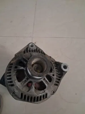 دينامو bmw فيه تالته شغال لكن فيه صوت كوشانيتي بتجريب