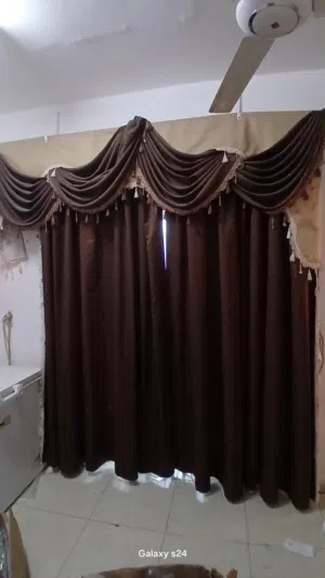 ستائر للبيع اقرا الوصف