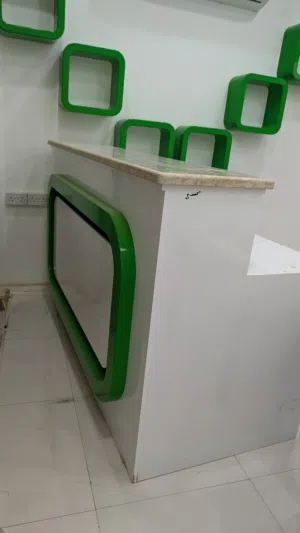 طاولة محاسبة او للمكتب قوية جرانيت