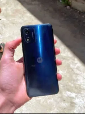 Téléphone Motorola Moto E13 à vendrre