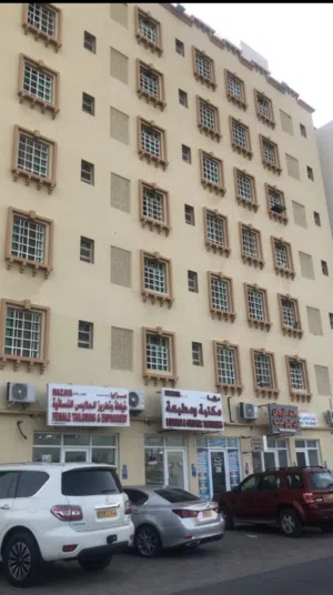شقة للبيع في الحيل الجنوبية خلف شارع البركات
