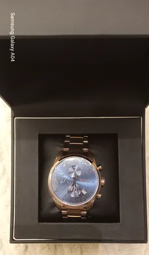 ‏هيوغو بوس ‏.‏ عقارب ‏.‏ بني‏4
