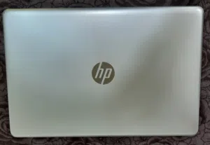 اتش بي 15.6 انش i7 الجيل الثامن < 2 Graphic Cards , حجم التخزين 256 SSD , ميموري 8GB DDR4