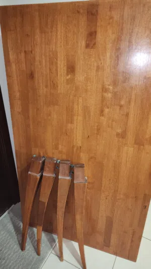 طاولة سفره (خشب طبيعي)   dining table (natural wood)