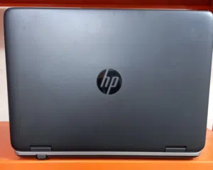 لابتوب hp .المعالج كور اي 5 الجيل 7 الهارد 256. ssd الرام 8 . حجم الشاشة 14