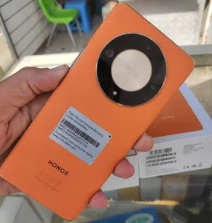 مستعمل بحال الجديد Honer X9p 5G رام 16 و 24 جيجا 256 بدون كرتونه هدية كفر ولزقة متوفر توصيل