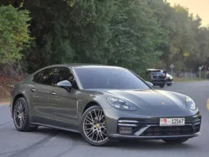 PORSCHE PANAMERA 2022 KOREAN // PLATINUM EDITION // ORGINAL PAINT // LOW MILGE // PERFECT CONDITION