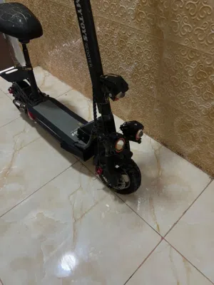 للبيع سكوتر M4 BRO