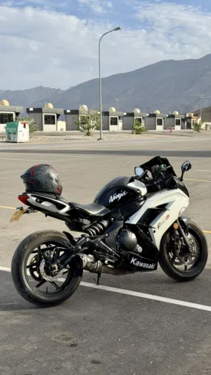كوساكي نينجا 650 cc موديل 2014 للبيع ب 1000 قابل