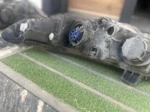 فنارة كيا سيرتو 2010 2012