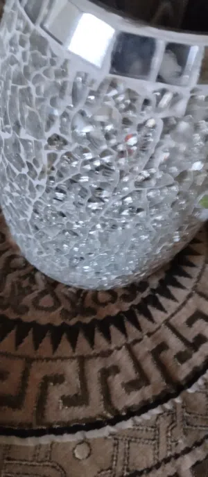 فاظه سليفر رائعه  ويوجد منها أيضا اللون الاسود