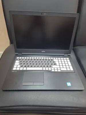 fujitsu laptop corei5 6th 8 gb ram ddr4 128 ssd hatf 15.6 screen full HD Windows 11 orginal offic