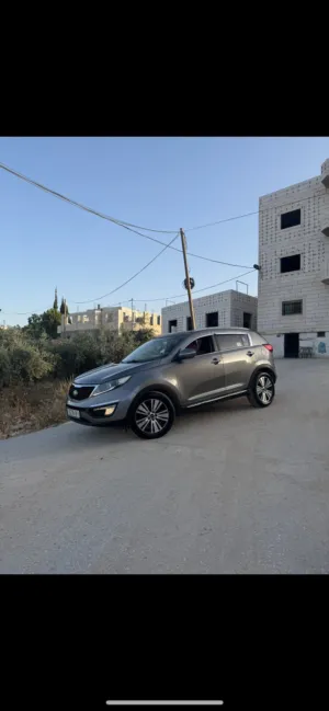 جب-كيا-سبورتاج-4x4-اوتماتيك-حالة-ممتازة-،-العداد-123000-كلم-قليل-الموتور-اصلي-وموفر