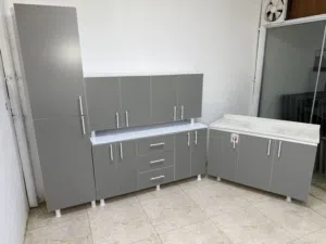 كاونتر خشب mdf قياس مترين مع الفاترينا ولسنك متر و20 مرمر