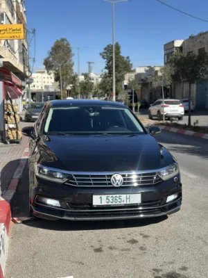 Used Volkswagen Passat in Salfit