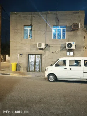 دار للبيع في القبلة