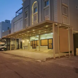 حداد مظلات جميع الأنواع