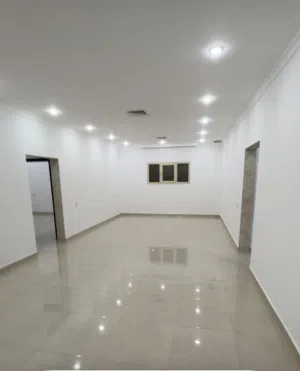 شقه في سلوى للايجار
