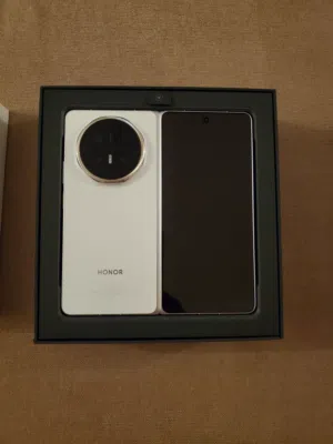 Honor Magic V6