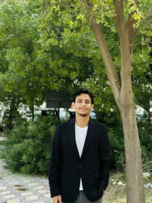 مصطفى  حسين 