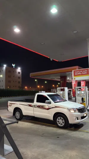 Used Toyota Hilux in Al Batinah