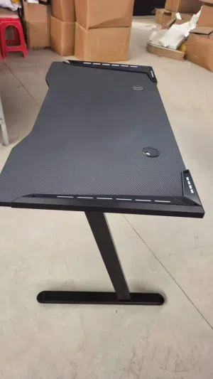 بسعر حصري   طاولة ألعاب بإضاءة RGB ... الدفع عند الاستلام