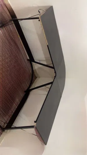 للبيع طاولة قيمنق